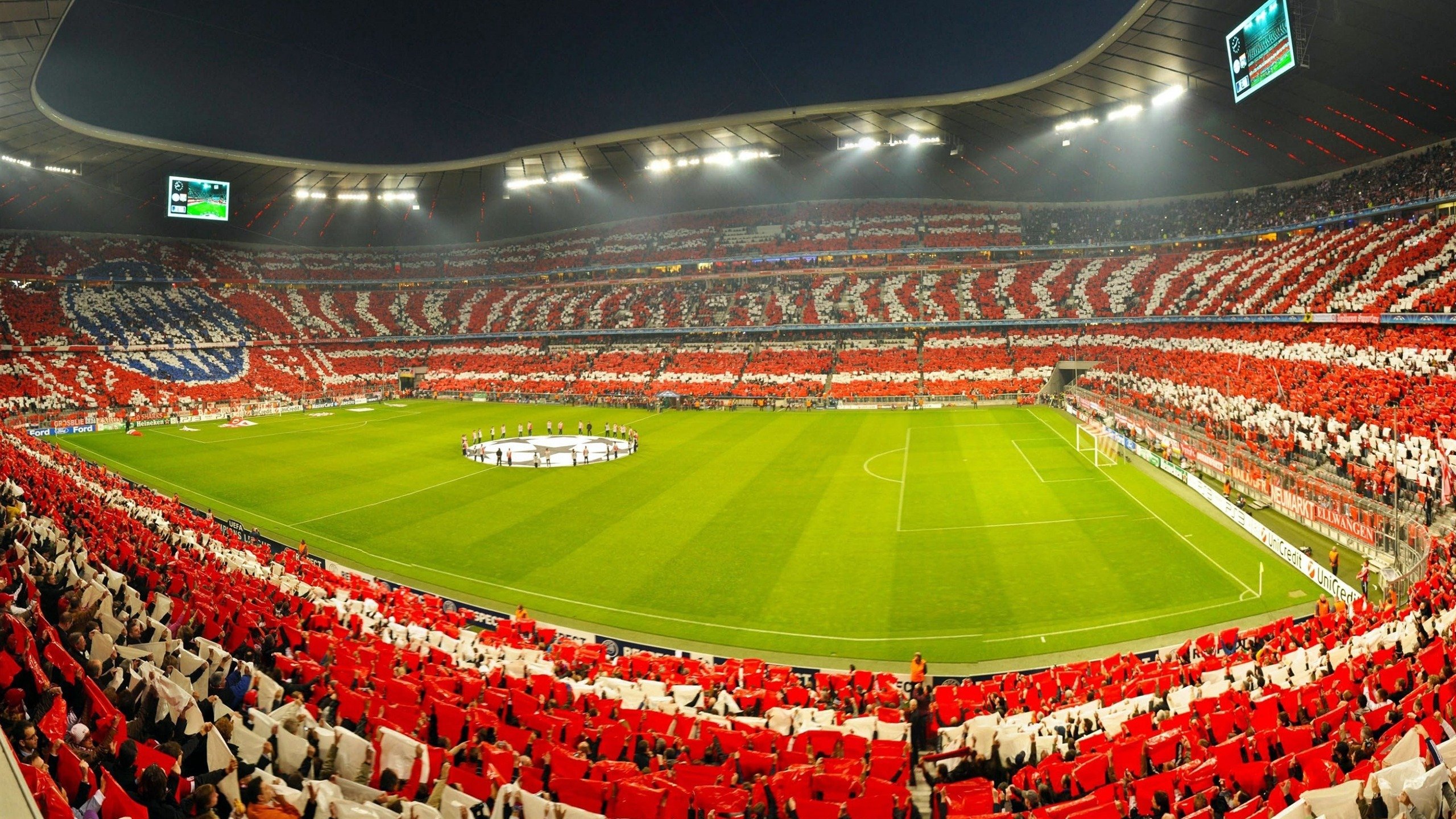 法甲“领头羊之战”：巴黎圣日耳曼迎战里昂，冠军悬念升级